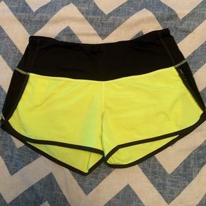 Lululemon size 8 Sun Sprinter Shorts